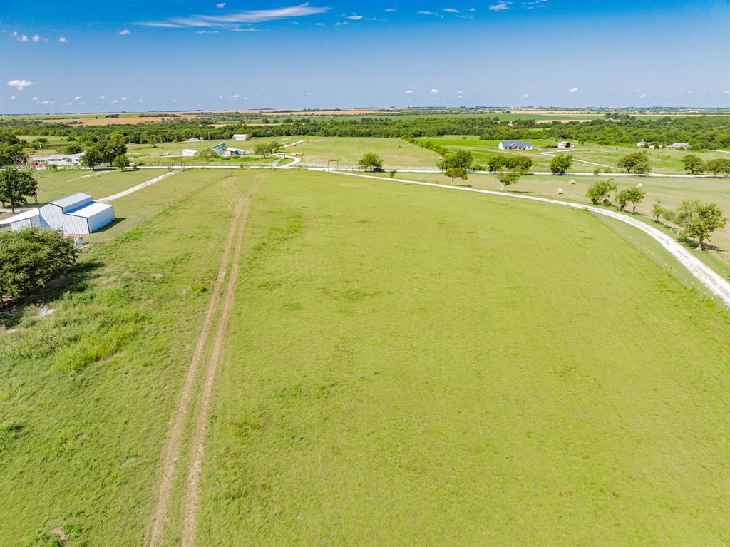 One Hcr-4141 Itasca, TX 76055 - Photo 19 of 20 a view of an ocean and beach