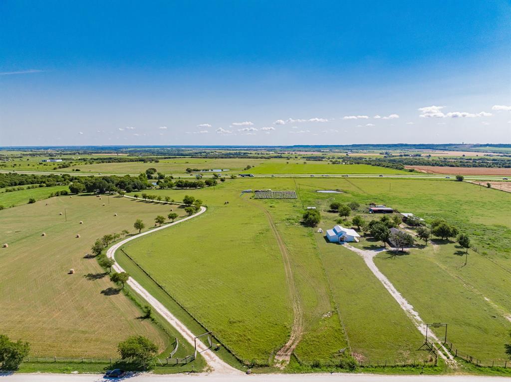 One Hcr-4141 Itasca, TX 76055 - Photo 2 of 20 a view of an ocean view