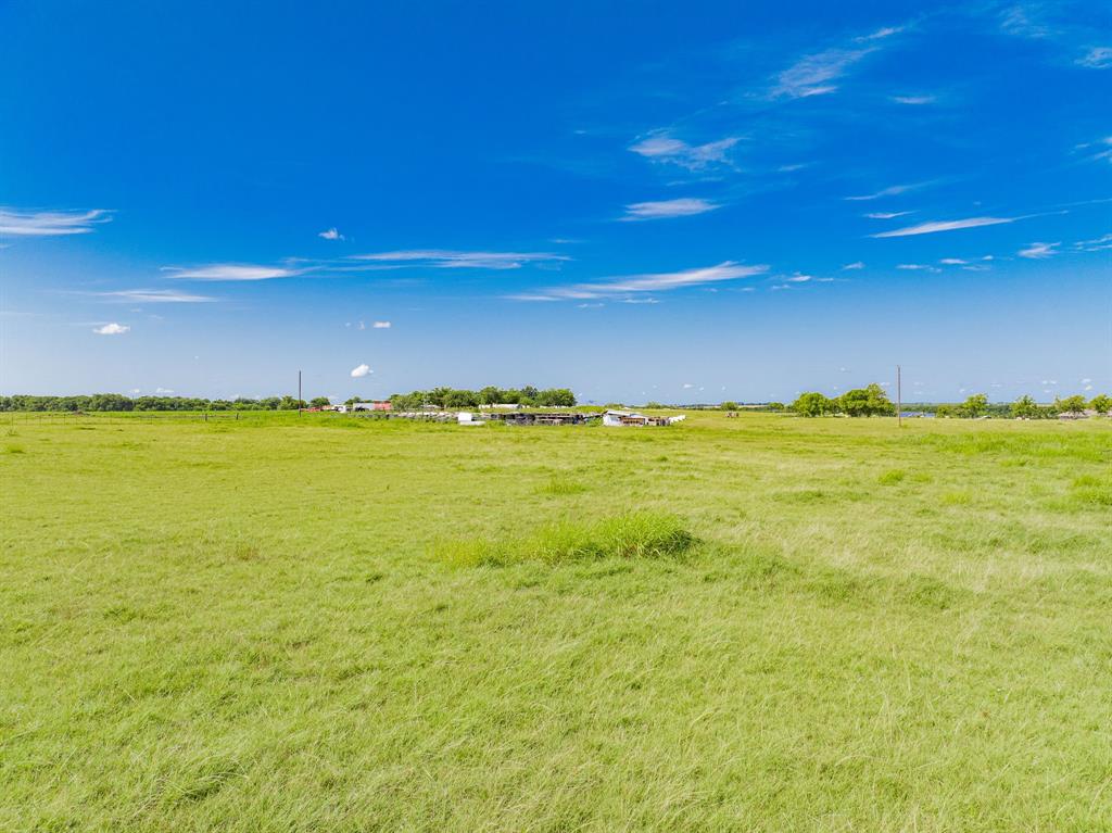 One Hcr-4141 Itasca, TX 76055 - Photo 10 of 20 a view of an ocean