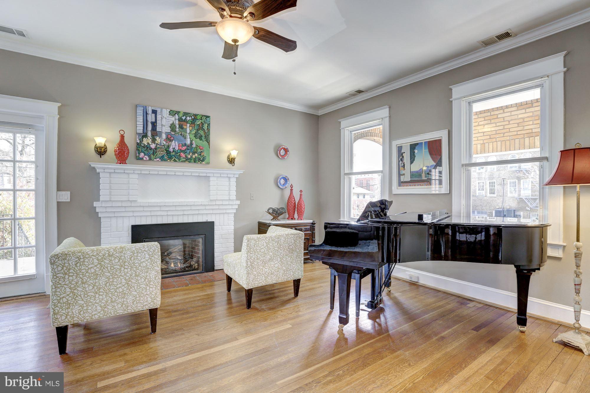1409 Decatur Street Northwest Washington, DC 20011 - Photo 5 of 29 Living Room