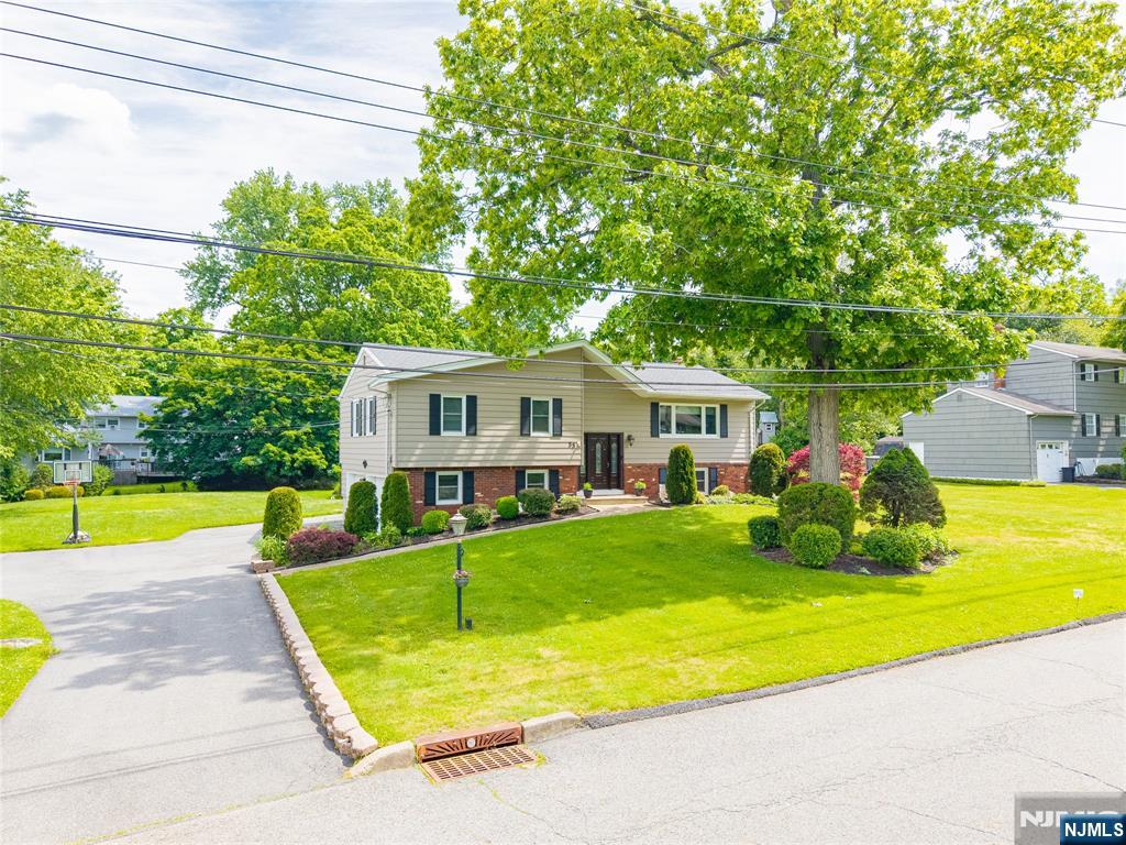 55 Marcia Road Ringwood, NJ 07456 - Photo 40 of 42 a view of a house with a swimming pool