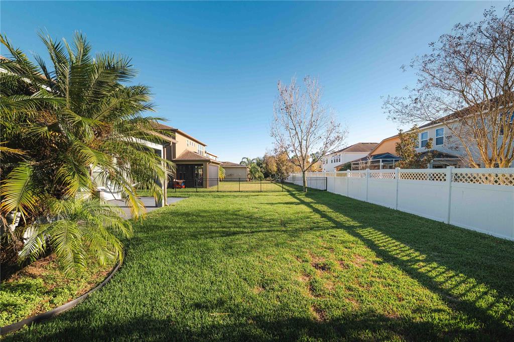 4522 Scarlet Loop Wesley Chapel, FL 33544 - Photo 32 of 47