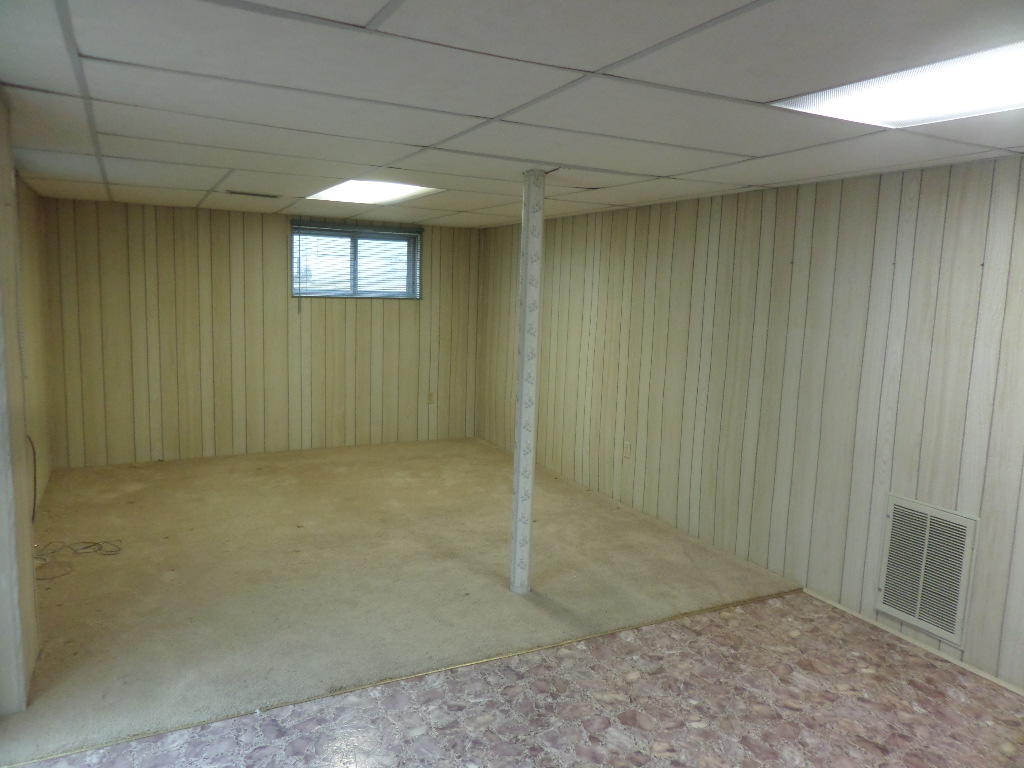 111 Wayside Road Oak Ridge, TN 37830 - Photo 13 of 22 Rec Room