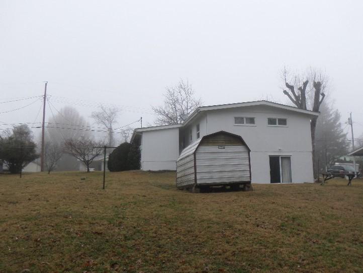 111 Wayside Road Oak Ridge, TN 37830 - Photo 20 of 22 Back of House