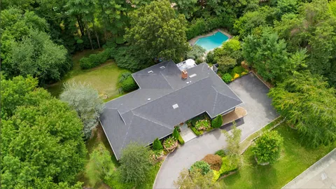 $1,885,000 | 10 Kenilworth Lane, Rye, NY 10580