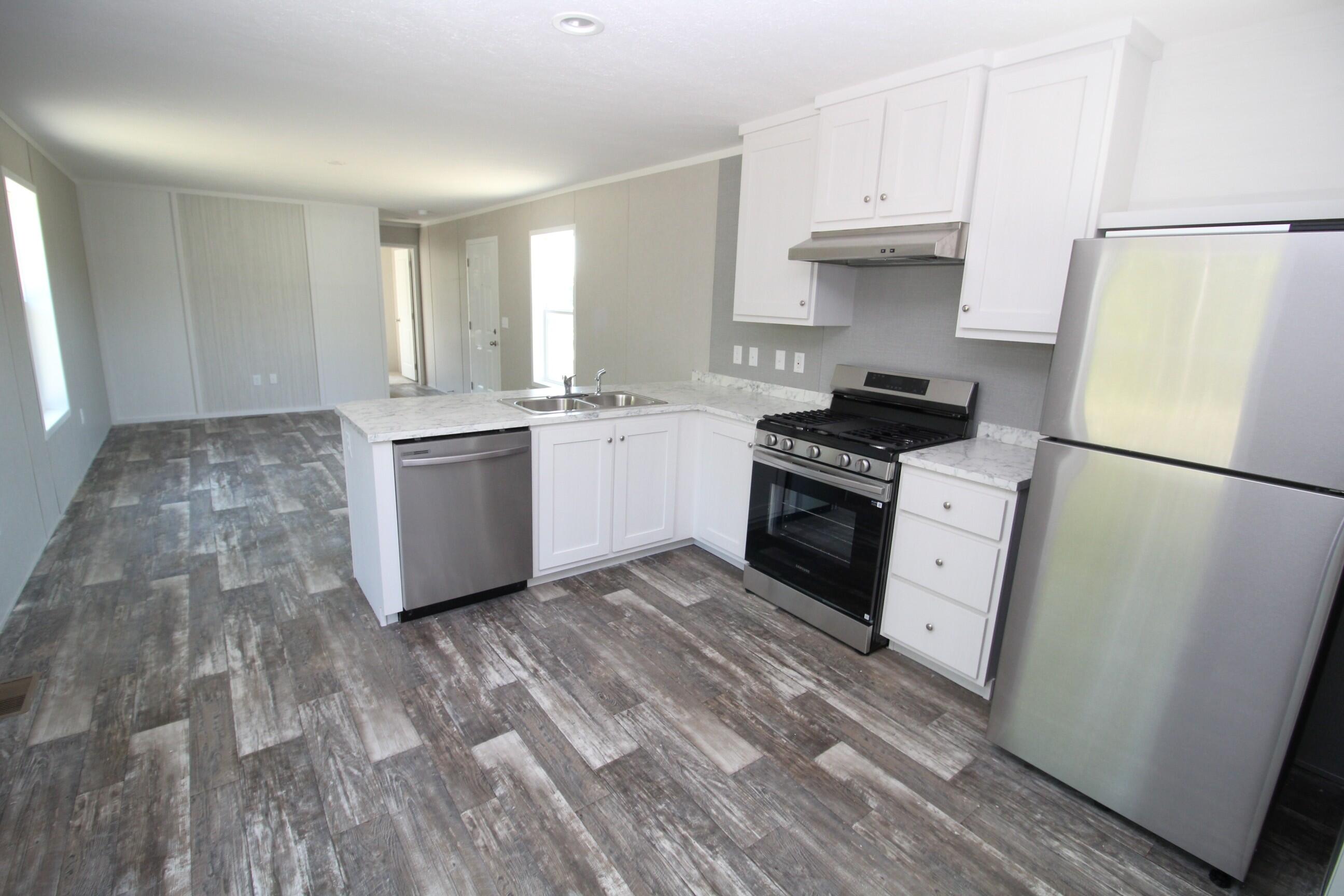 6 Fall Drive Farmingdale, ME 04344 - Photo 11 of 25 10. Kitchen