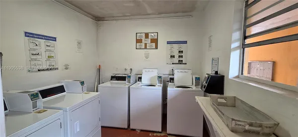 $1,900 | 3800 Southwest 102nd Avenue, Unit 108, Miami, FL 33165