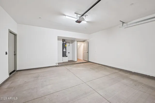 $2,999 | 2131 East Jennifer Lynn Way, Phoenix, AZ 85022