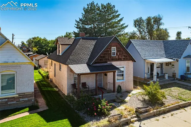 an aerial view of multiple houses