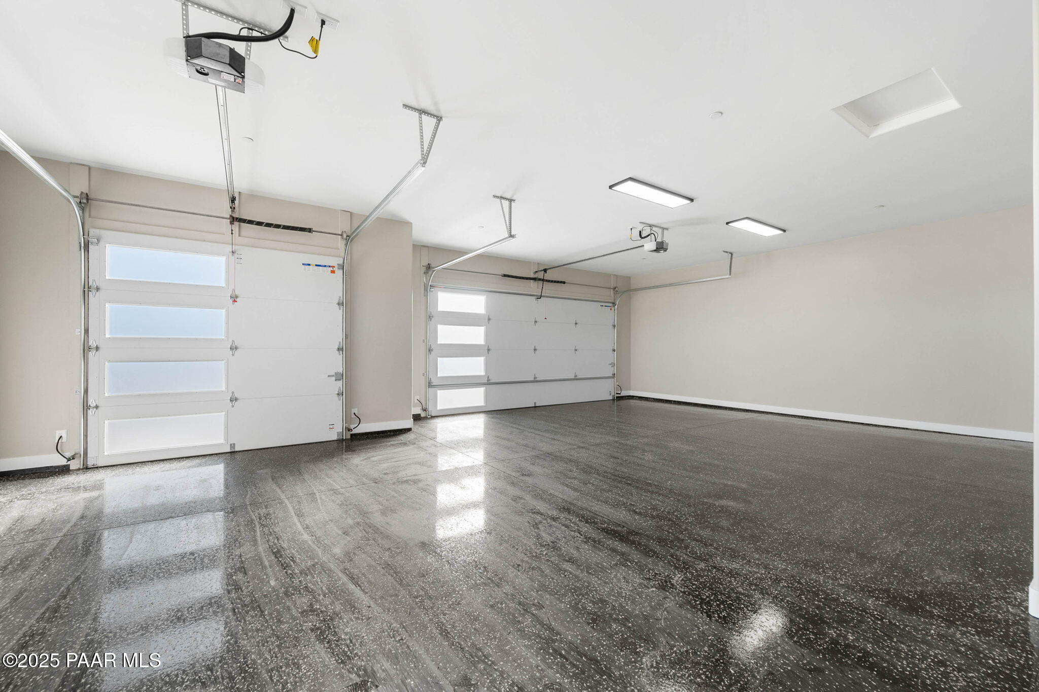 15860 East Broken Bit Road Mayer, AZ 86333 - Photo 32 of 41 32-Garage Interior