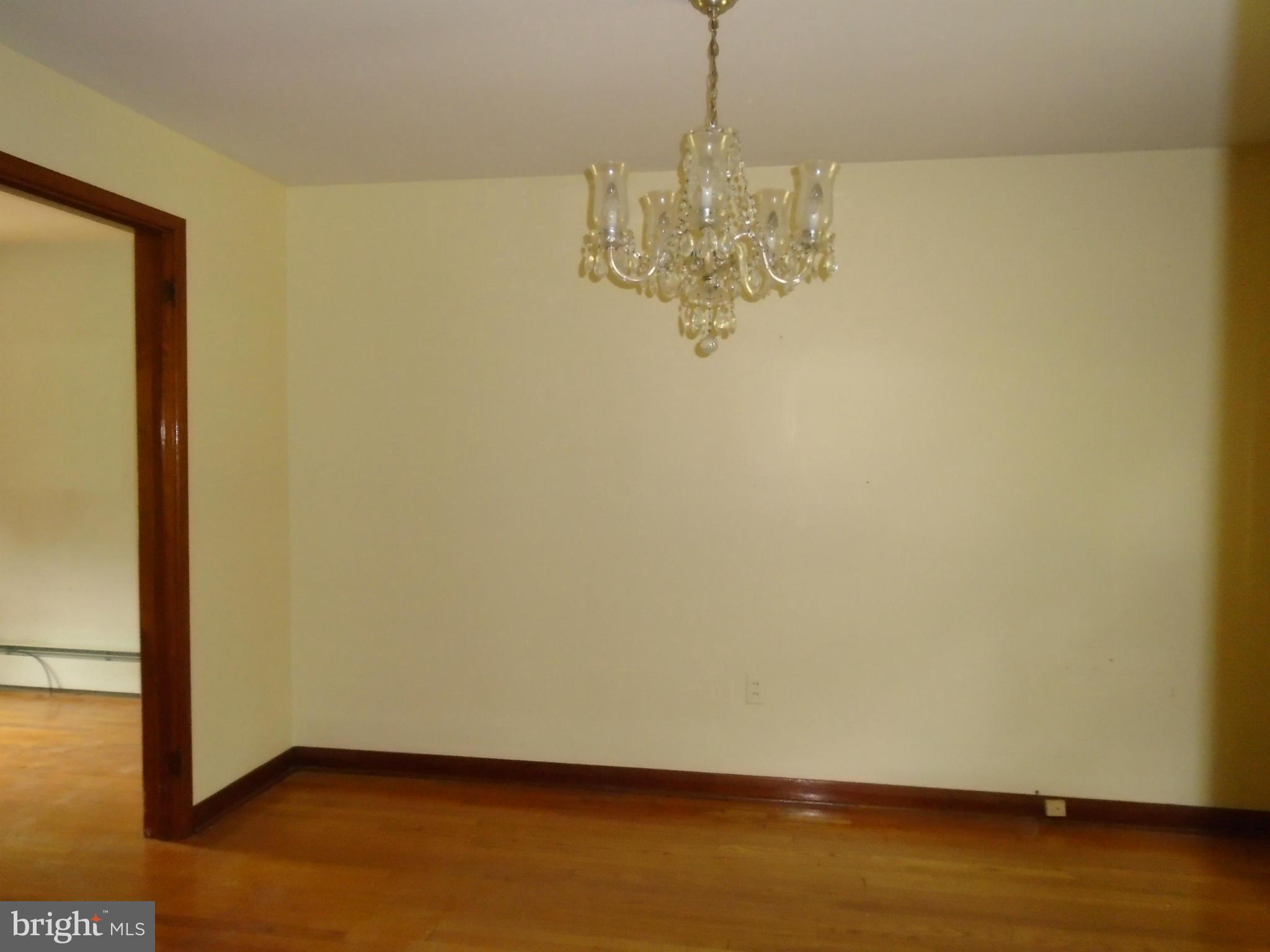 927 Paradise Road Aberdeen, MD 21001 - Photo 5 of 13 Dining Room