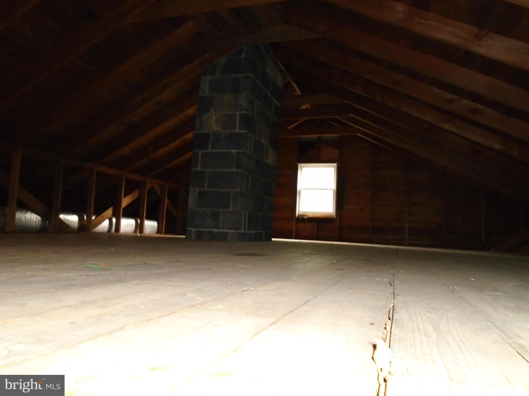 927 Paradise Road Aberdeen, MD 21001 - Photo 6 of 13 Interior (General)
