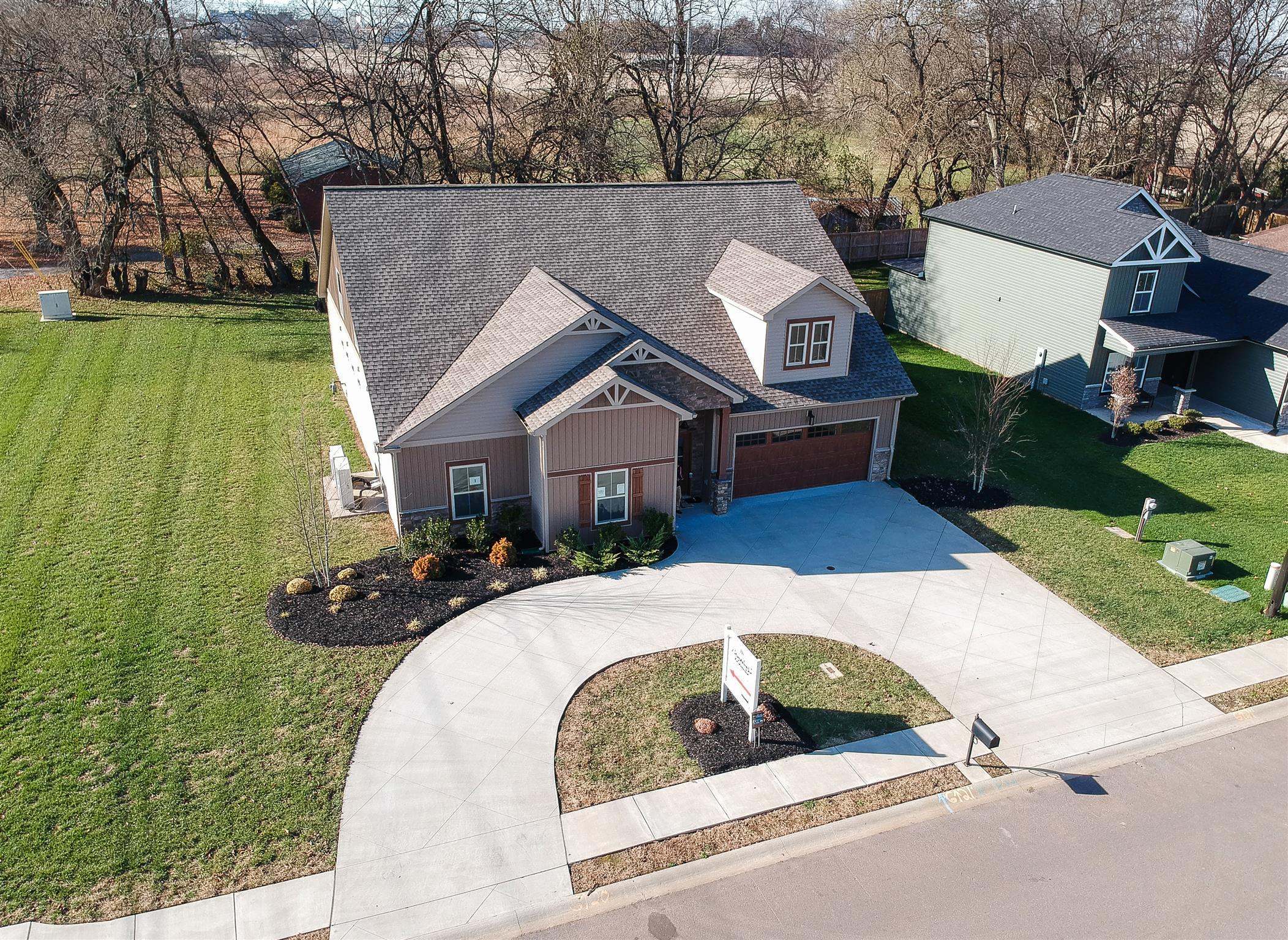 1 Beech Grove Clarksville, TN 37043 - Photo 4 of 30 a aerial view of a house with entertaining space