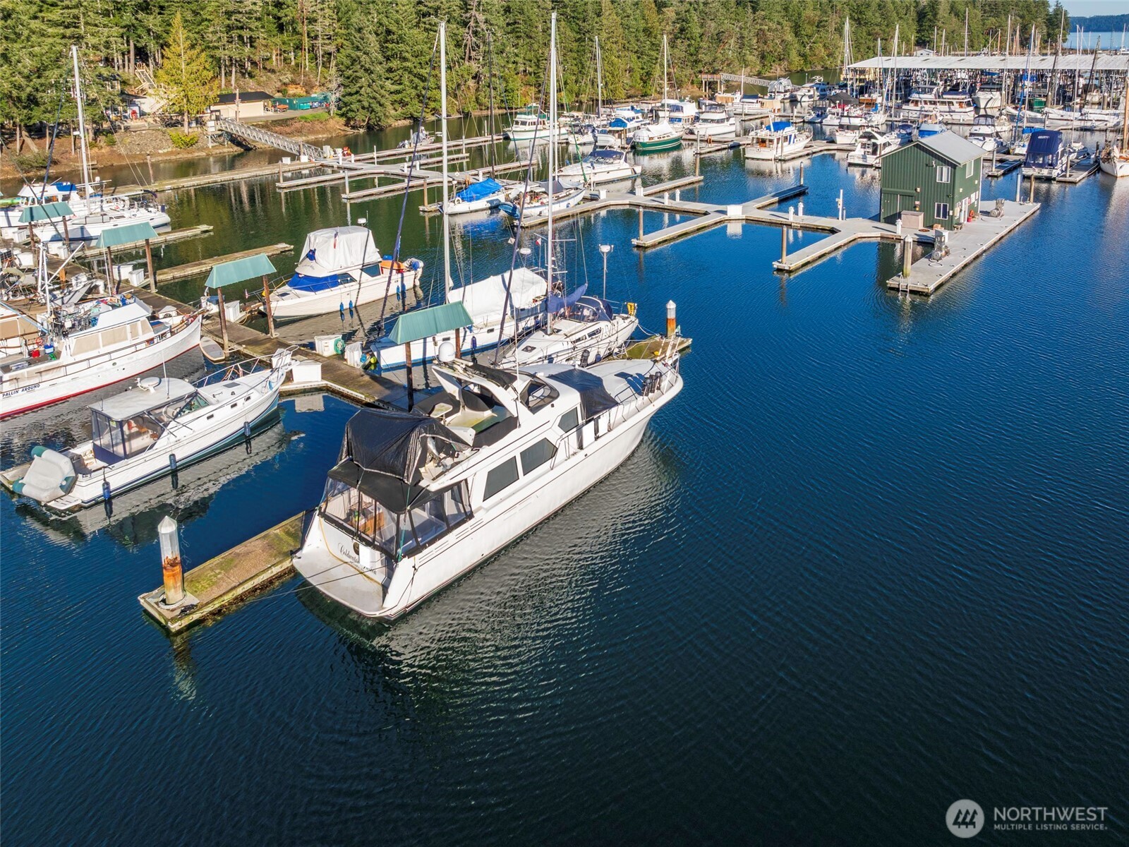 308913 Highway 101, Unit C40 Brinnon, WA 98320 - Photo 11 of 16