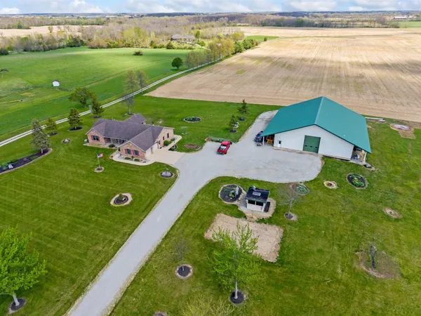 $1,975,000 | 7855 Bradford Bloomer Road, Bradford, OH 45308