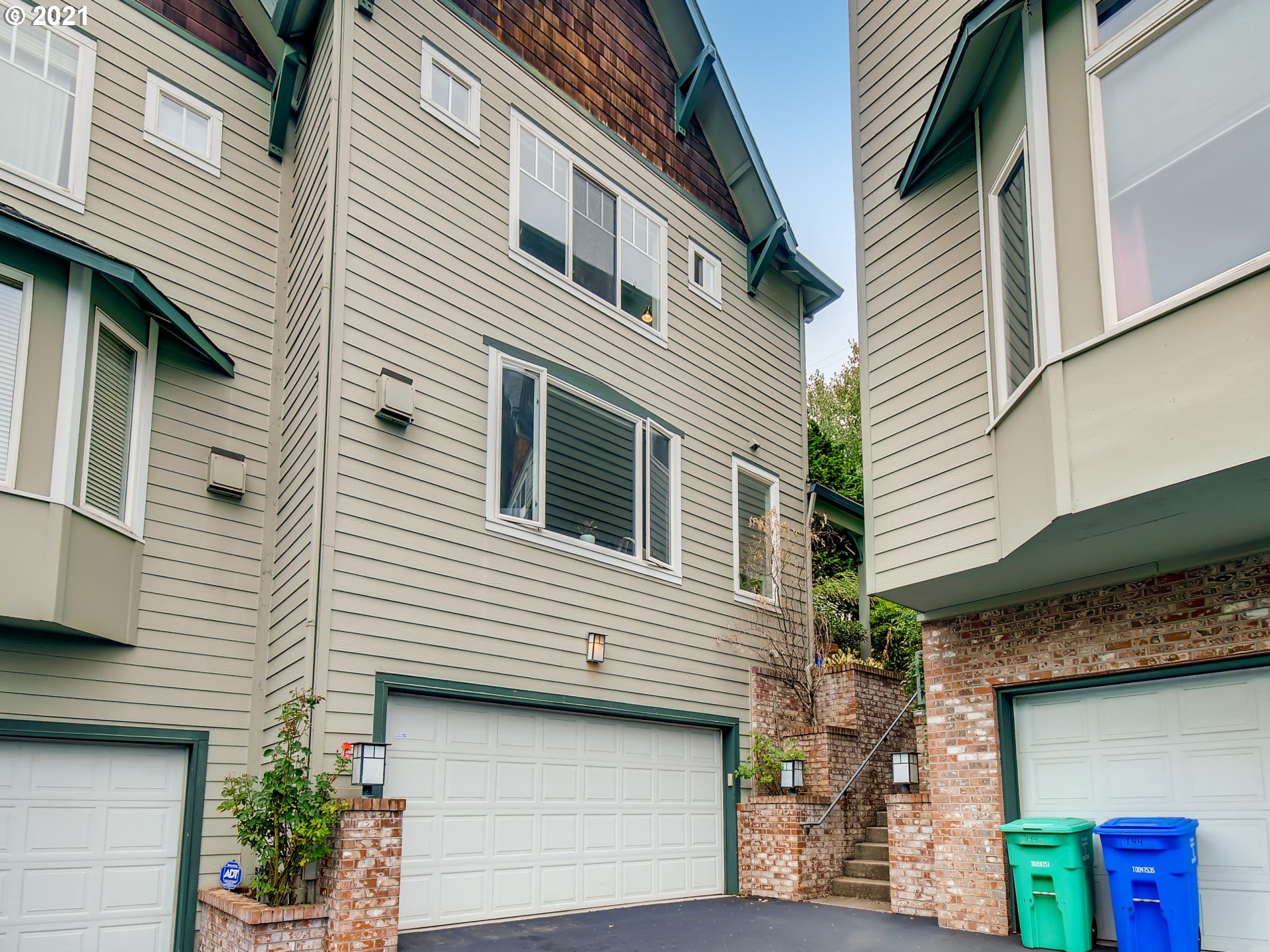 148 Southwest Hamilton Street Portland, OR 97239 - Photo 32 of 32 Gallery Image 32