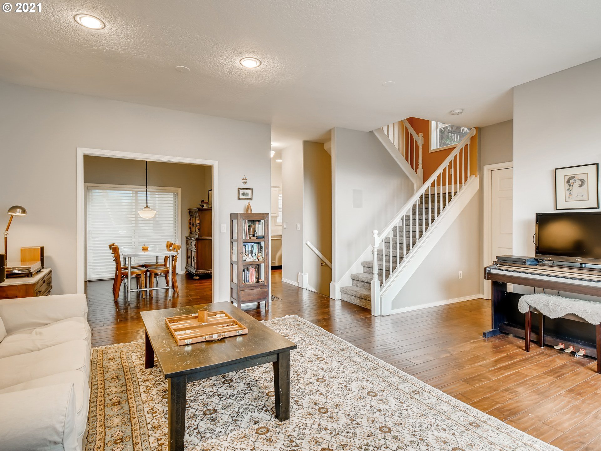 148 Southwest Hamilton Street Portland, OR 97239 - Photo 6 of 32 Gallery Image 6