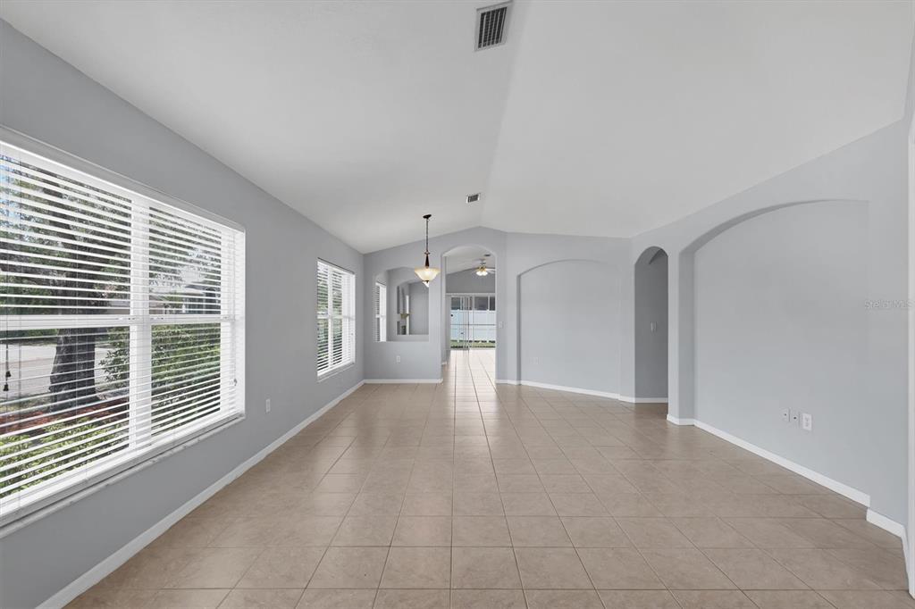 11503 Water Poppy Terrace Lakewood Ranch, FL 34202 - Photo 5 of 46