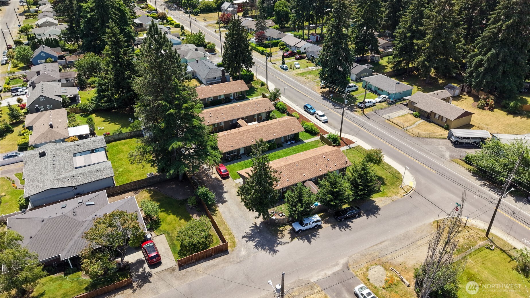 8303 John Dower Road Southwest Lakewood, WA 98499 - Photo 2 of 27