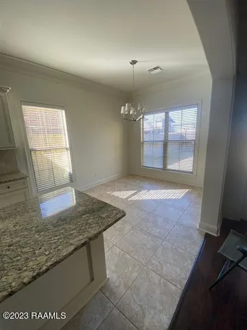 $1,850 | 112 Sugarcreek Drive, Youngsville, LA 70592