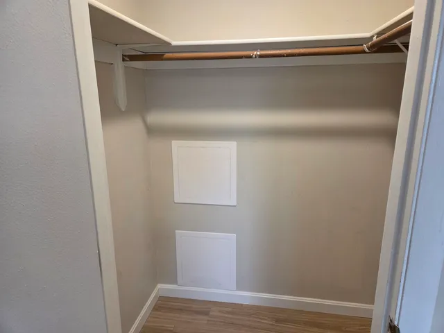 $1,850 | 136 Mammoth Road, Unit 25, Hooksett, NH 03106