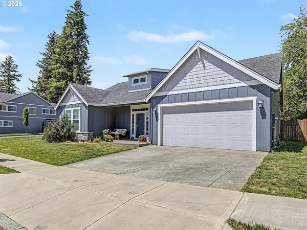 $617,500 | 37501 Steelhead Street, Sandy, OR 97055