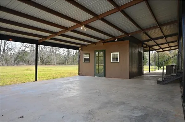 $99,900 | 390 Bayou Estates Lane, Marksville, LA 71351
