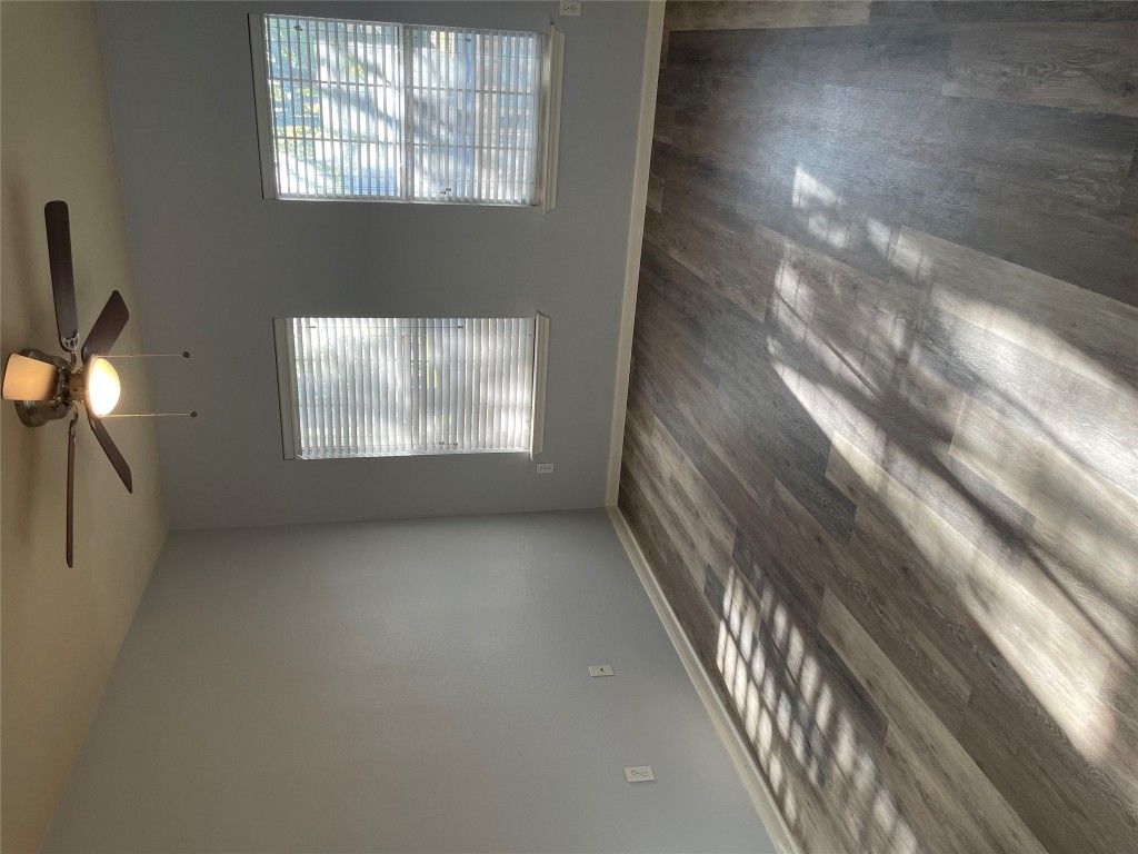 7440 Montezuma Street Austin, TX 78744 - Photo 14 of 20