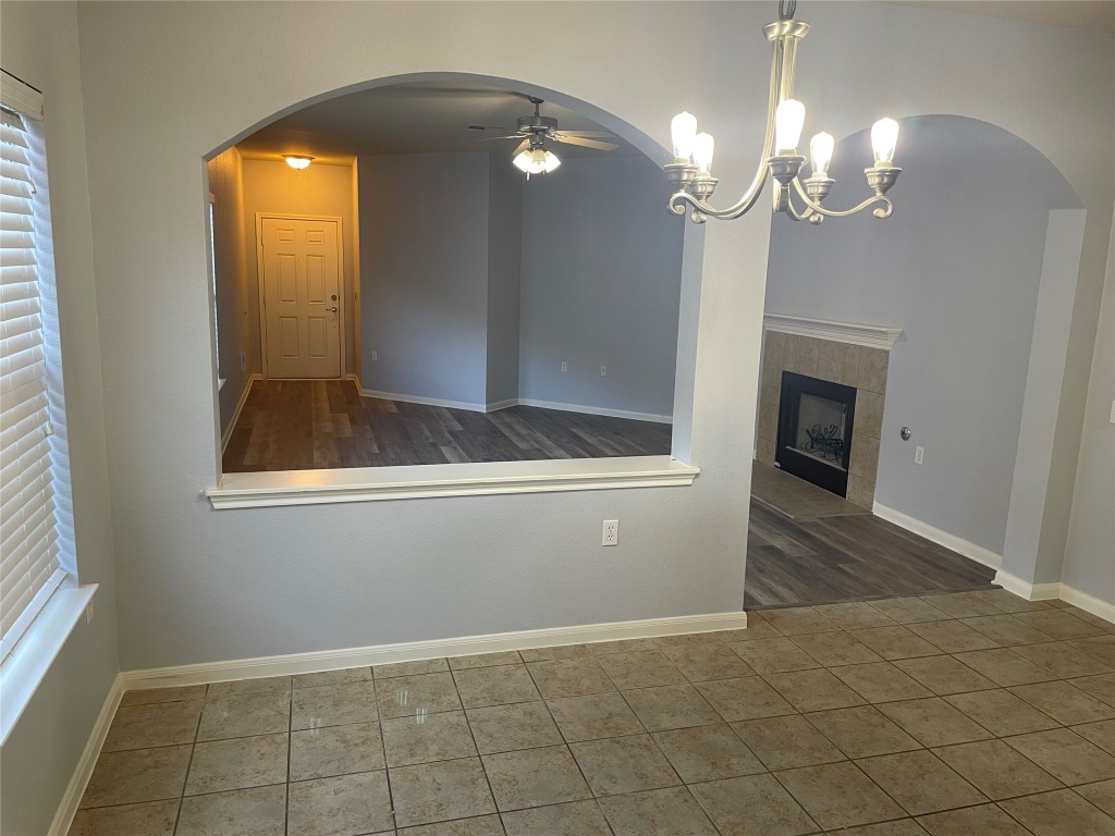 7440 Montezuma Street Austin, TX 78744 - Photo 7 of 20