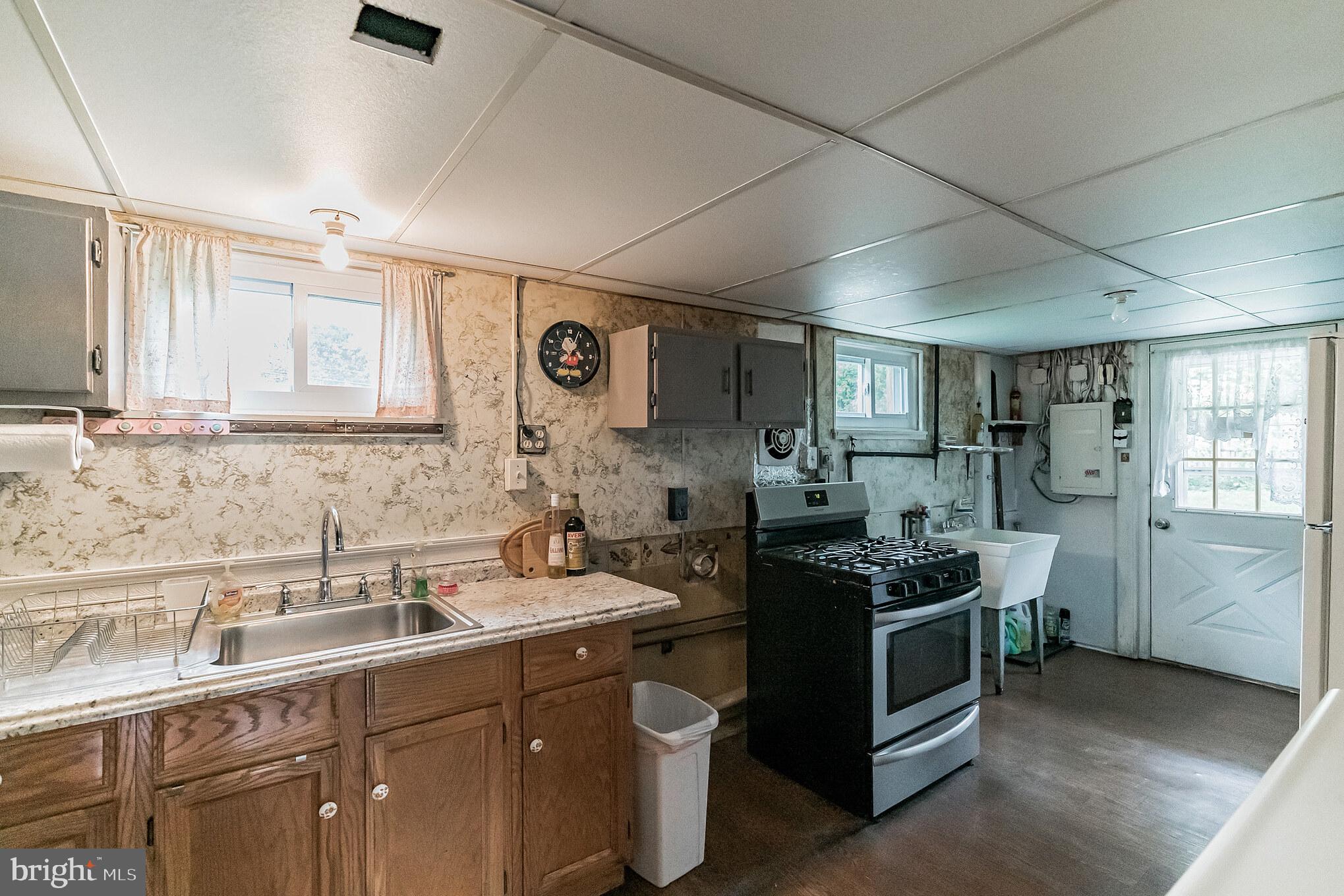 1212 Hoffman Road Ambler, PA 19002 - Photo 35 of 41 Gallery Image 35