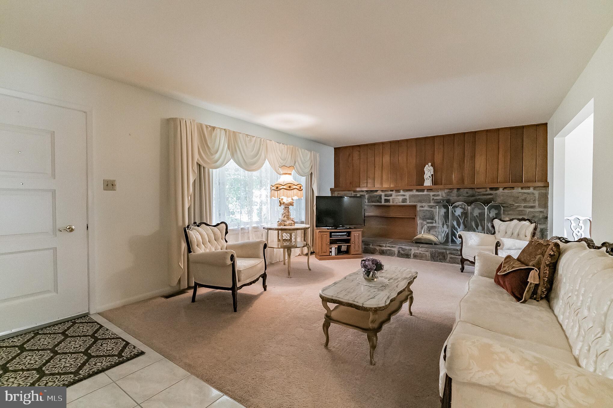 1212 Hoffman Road Ambler, PA 19002 - Photo 6 of 41 Gallery Image 6