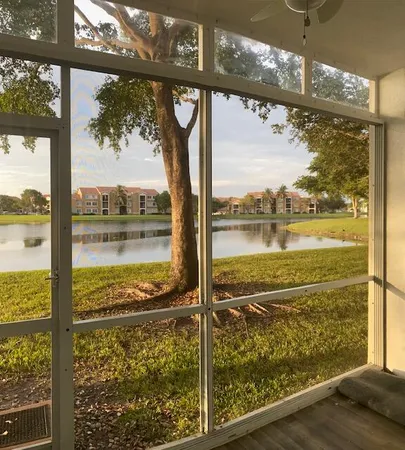 $2,400 | 7755 Yardley Drive, Unit 112, Tamarac, FL 33321