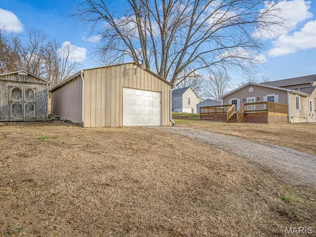 $190,000 | 242 Madison Avenue, Glen Carbon, IL 62034