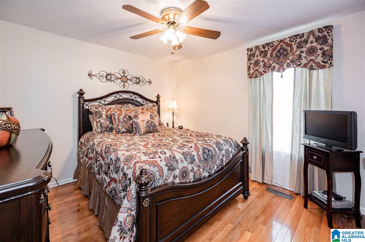 413 Surrey Circle Bessemer, AL 35022 - Photo 27 of 38