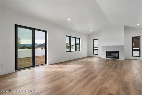 $975,000 | 8866 Avery Drive, Victor, ID 83455