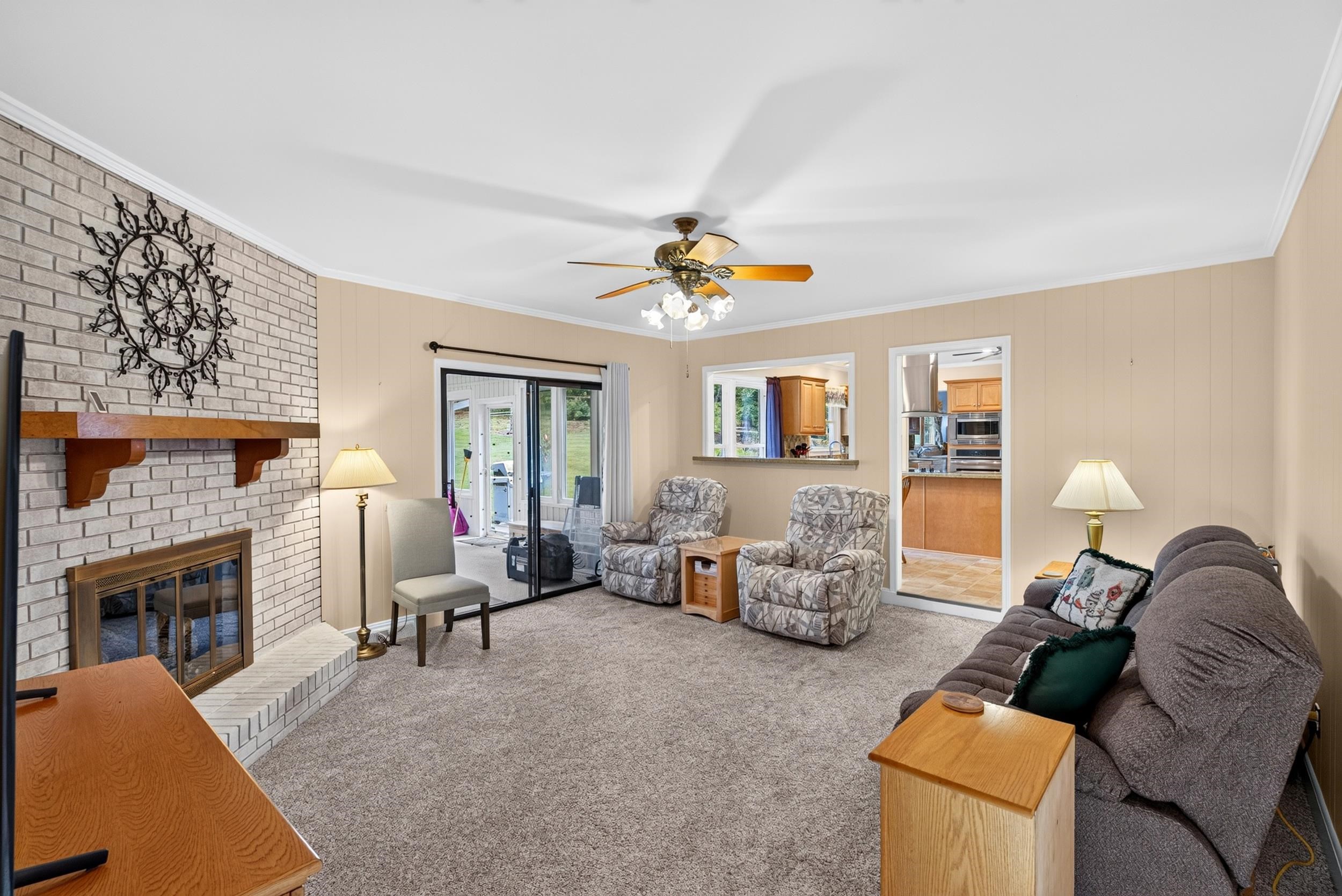 208 Holly Road Taylors, SC 29687 - Photo 12 of 40 Gallery Image 12