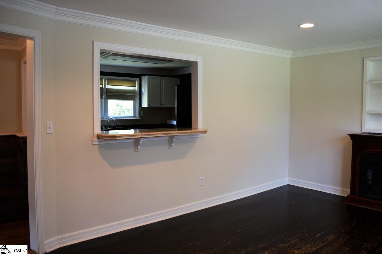412 Ridgecrest Drive Spartanburg, SC 29301 - Photo 11 of 34 Gallery Image 11