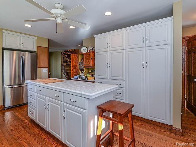 3010 County Farm Road Howell, MI 48843 - Photo 14 of 50 Plenty of cabinet space