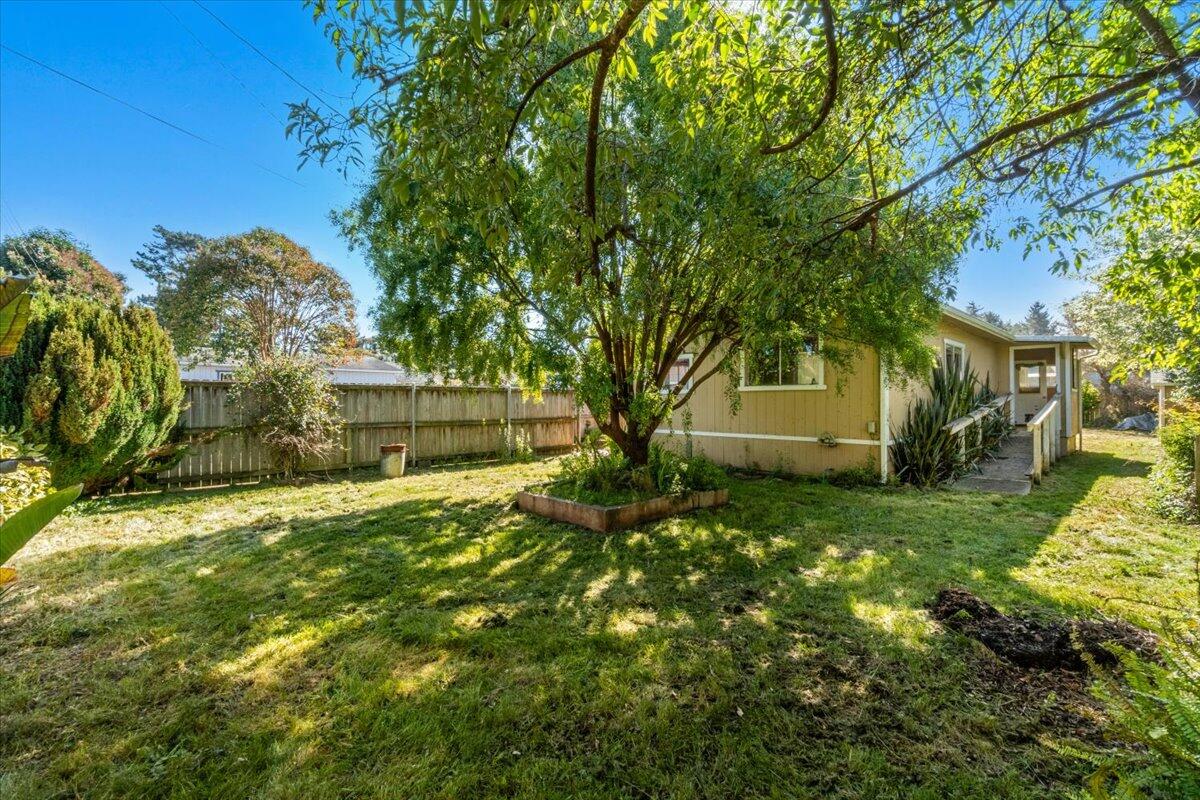 772 Eucalyptus Road McKinleyville, CA 95519 - Photo 1 of 20 front of house