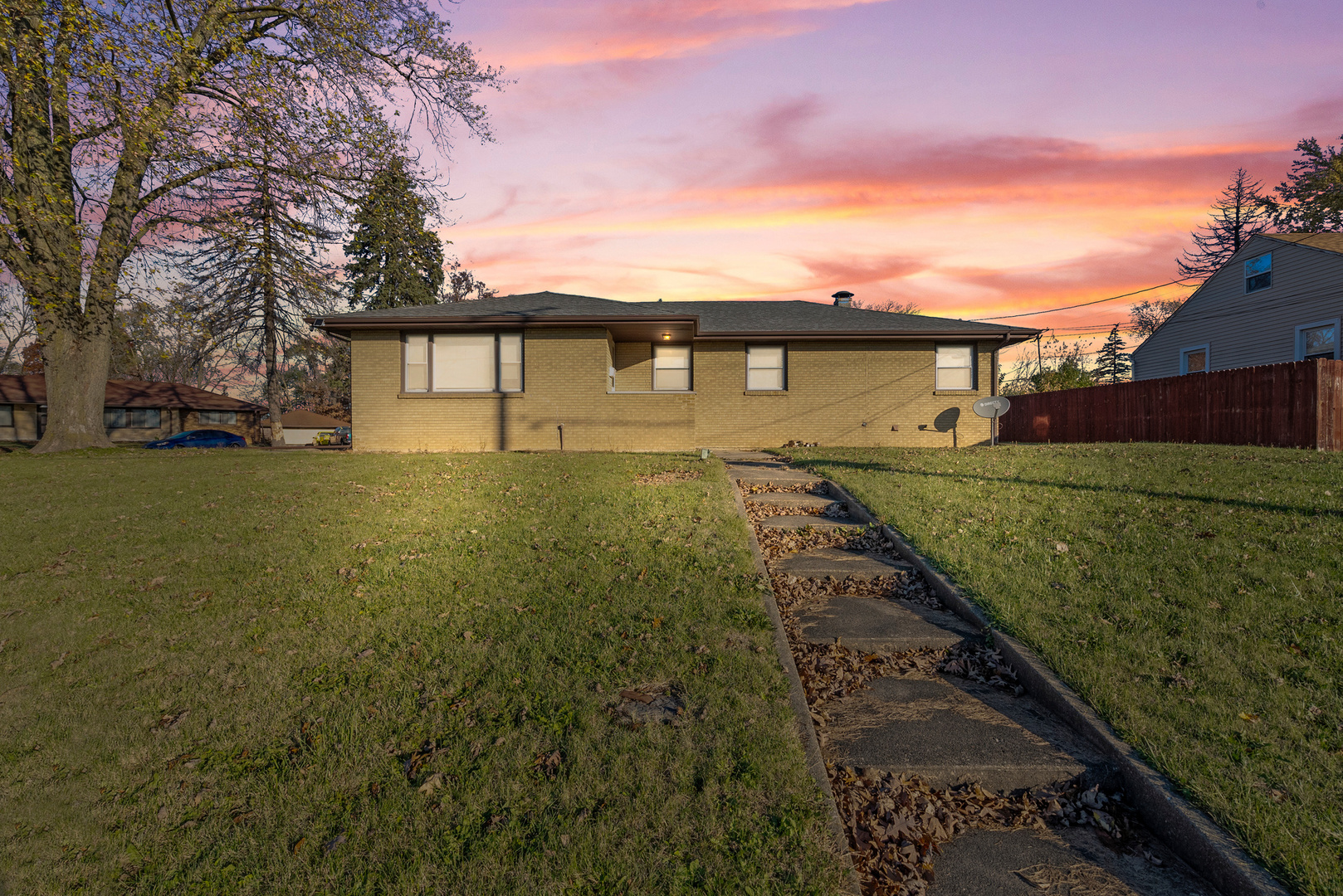 203 Mills Road Joliet, IL 60433 - Photo 1 of 36 Gallery Image 1