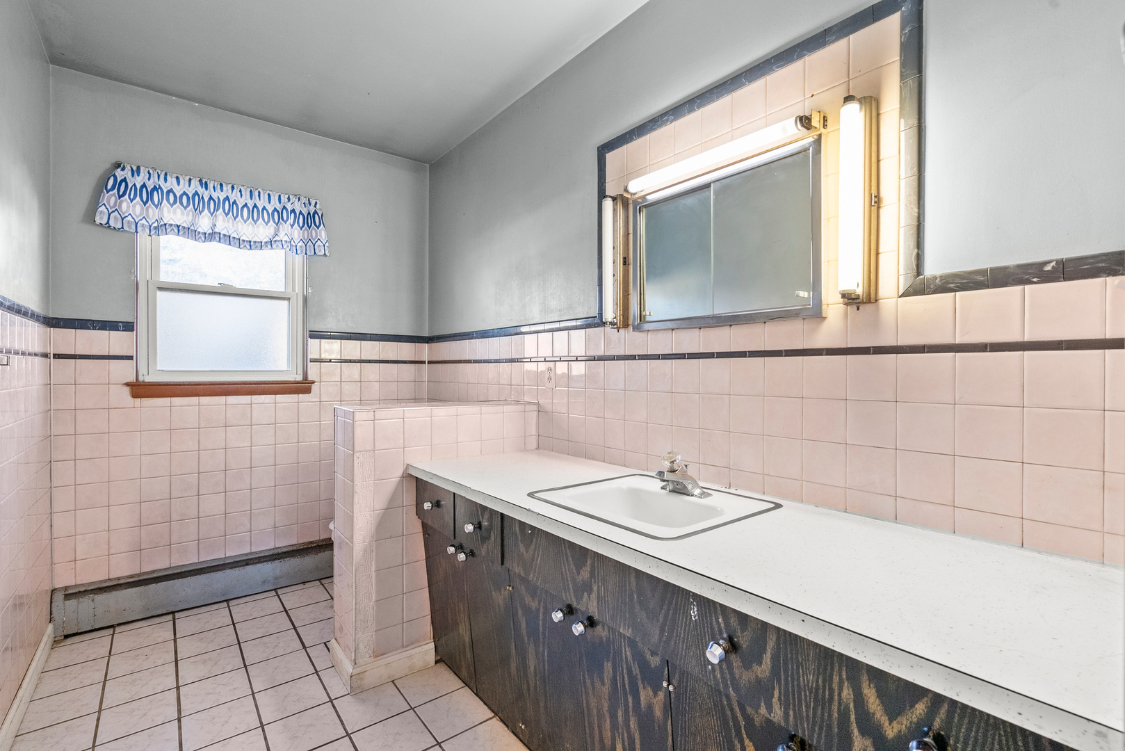 203 Mills Road Joliet, IL 60433 - Photo 22 of 36 Gallery Image 22