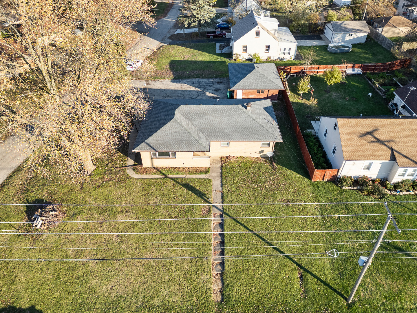 203 Mills Road Joliet, IL 60433 - Photo 25 of 36 Gallery Image 25