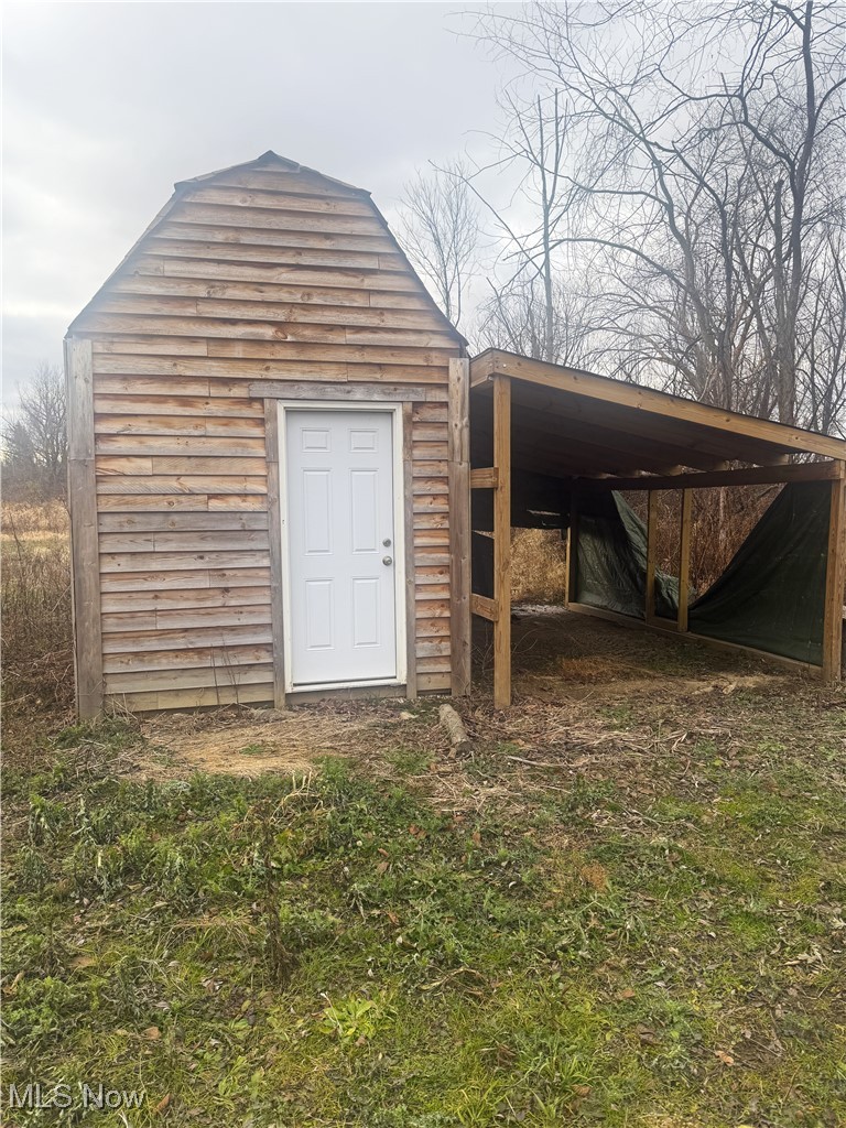 7041 Wolff Road Medina, OH 44256 - Photo 12 of 13 Gallery Image 12