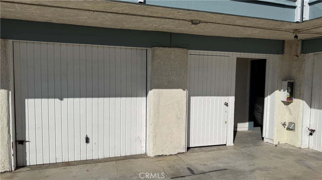 33852 Copper Lantern Street, Unit F Dana Point, CA 92629 - Photo 40 of 44 a view of wooden door
