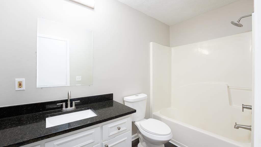 5729 Armour Road Columbus, GA 31909 - Photo 18 of 28 Full Bath