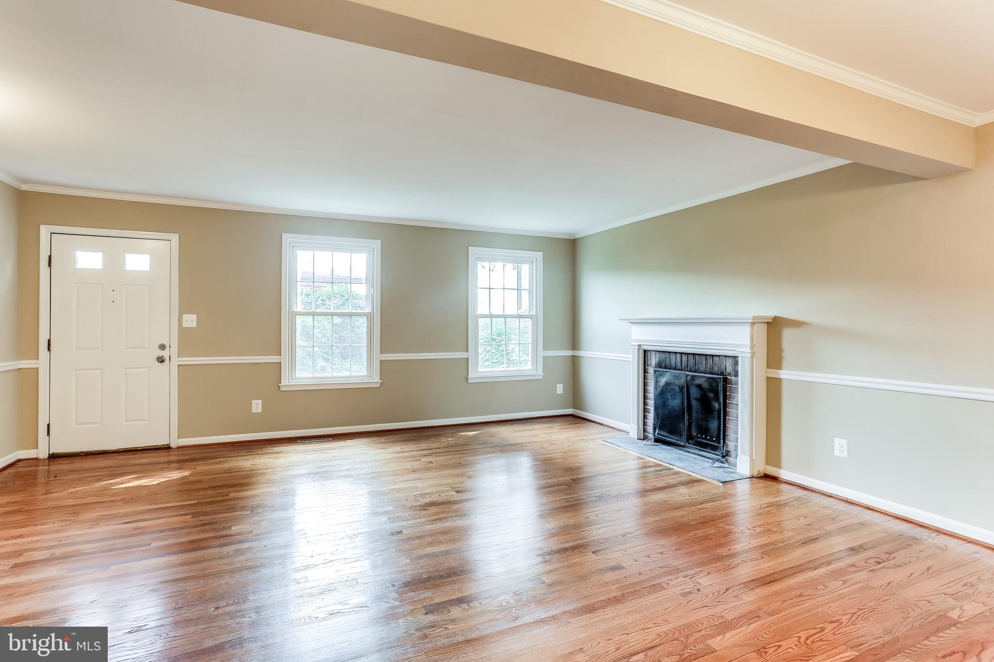 5894 Selford Road Baltimore, MD 21227 - Photo 13 of 33