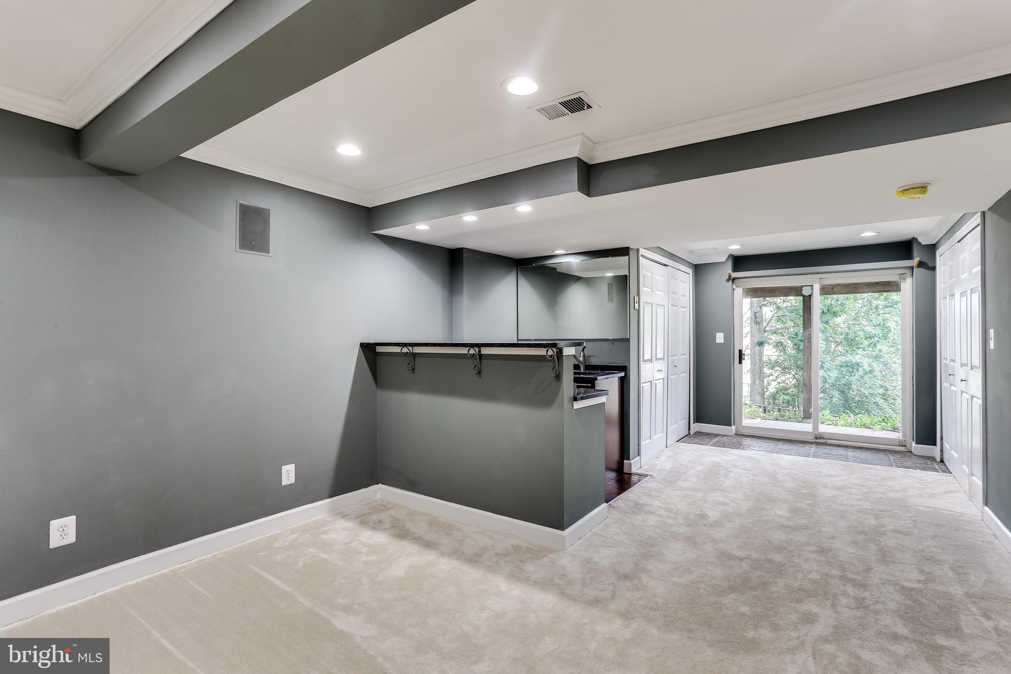 5894 Selford Road Baltimore, MD 21227 - Photo 27 of 33