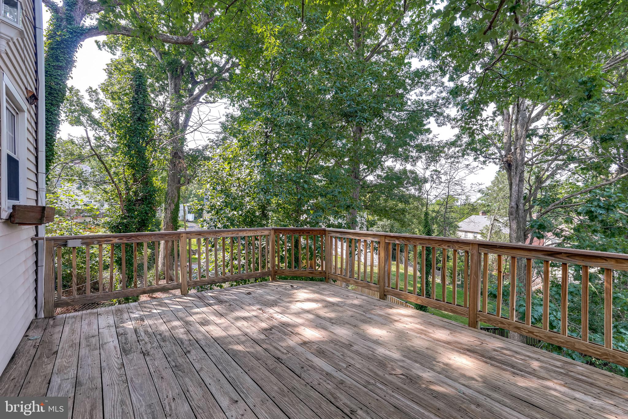 5894 Selford Road Baltimore, MD 21227 - Photo 29 of 33