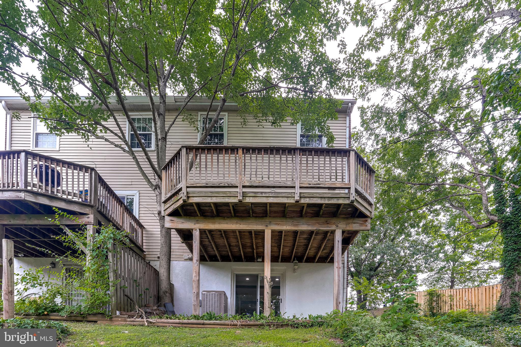 5894 Selford Road Baltimore, MD 21227 - Photo 32 of 33