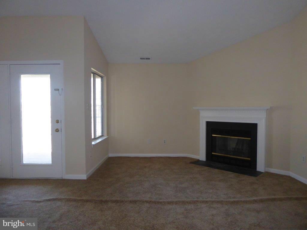 2102 Whitehall Road, Unit 2D Frederick, MD 21702 - Photo 4 of 15 Living Room